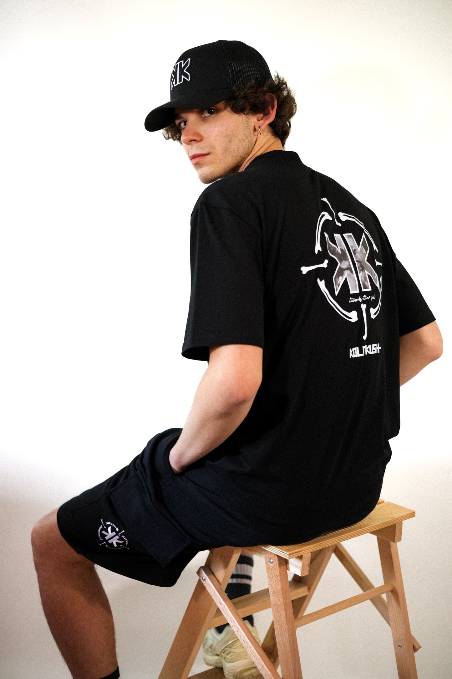 T-SHIRT KK – ESSENZIALE & STRETCH
